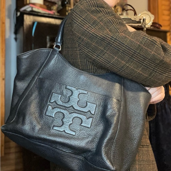 Tory Burch Handbags - Tory Burch Bombe “All T” East/West Tote Bag